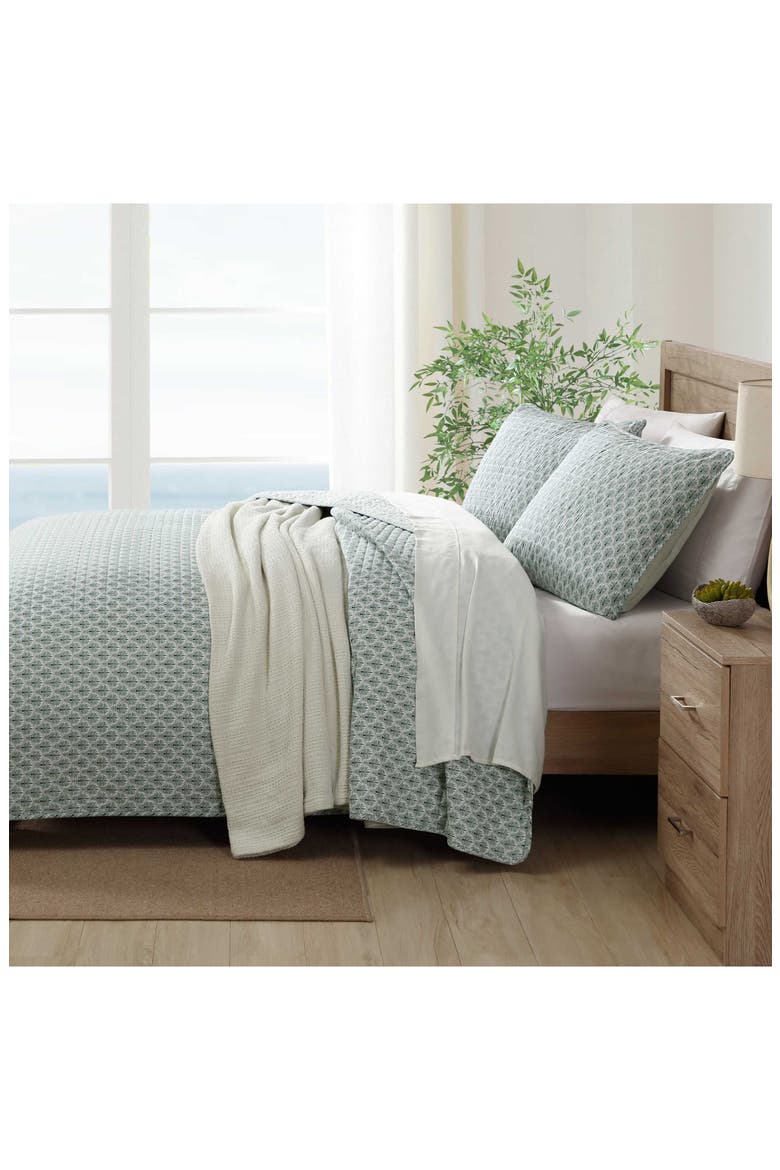 Coastal Batik Cotton Quilt Set, Alternate, color, GREEN