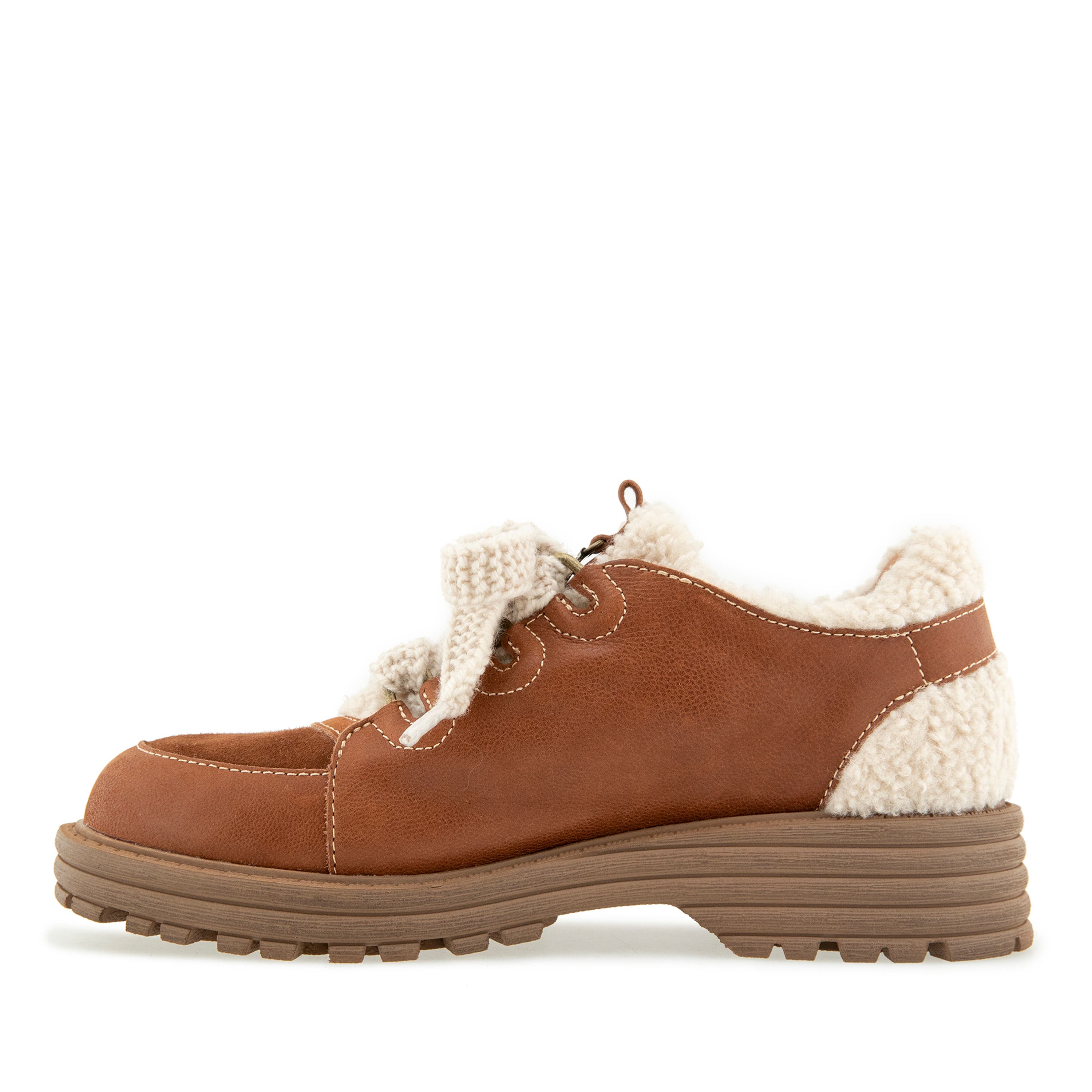 Ivory Closed Casual, Alternate, color, COGNAC