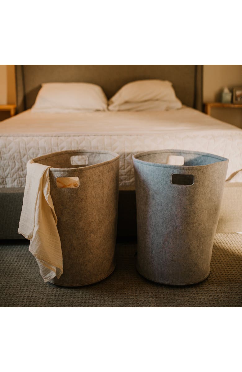 Parker Baby Co. Felt Laundry Hamper, Alternate, color, Gray