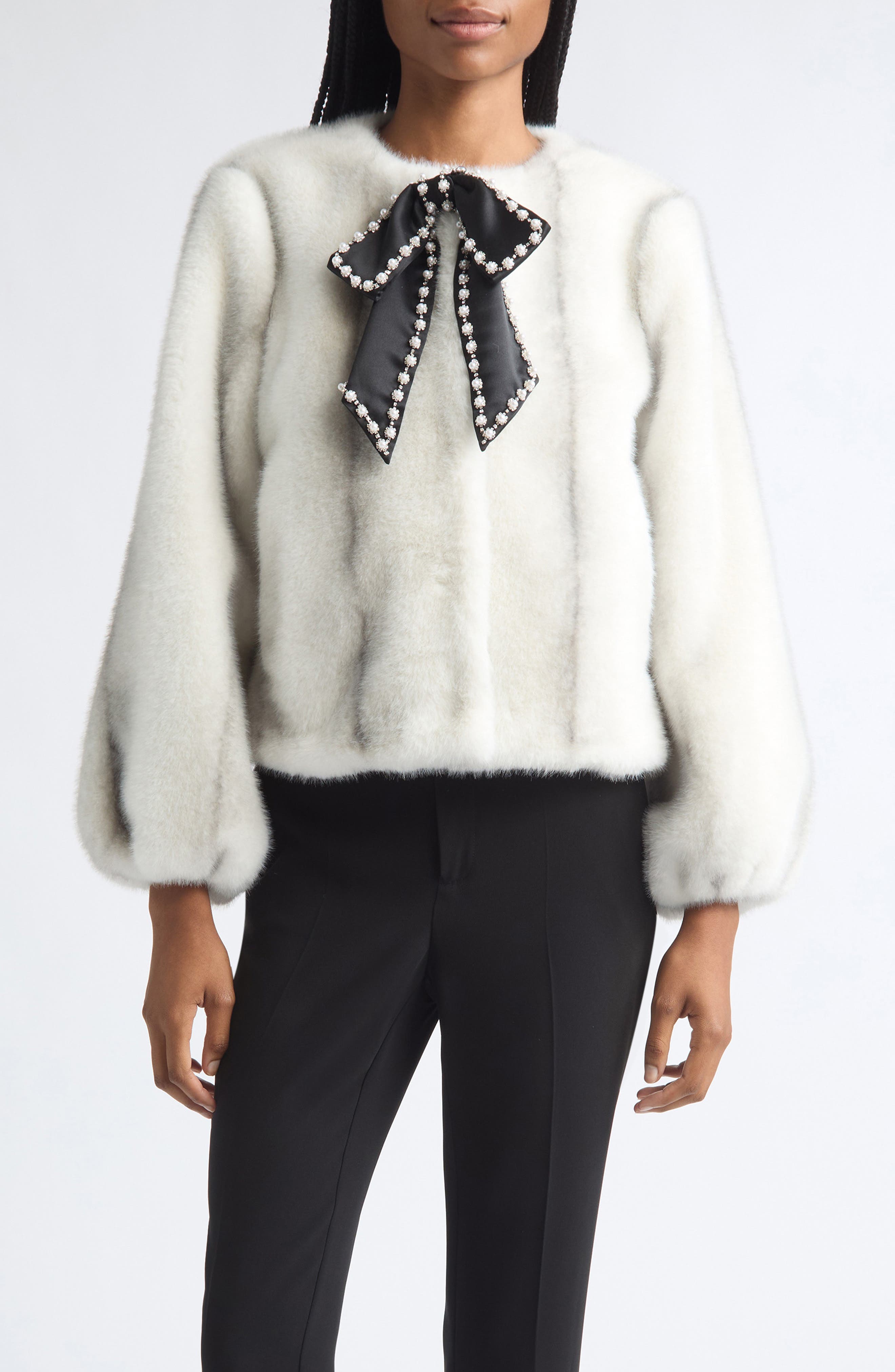selected IVORY/BLACK
