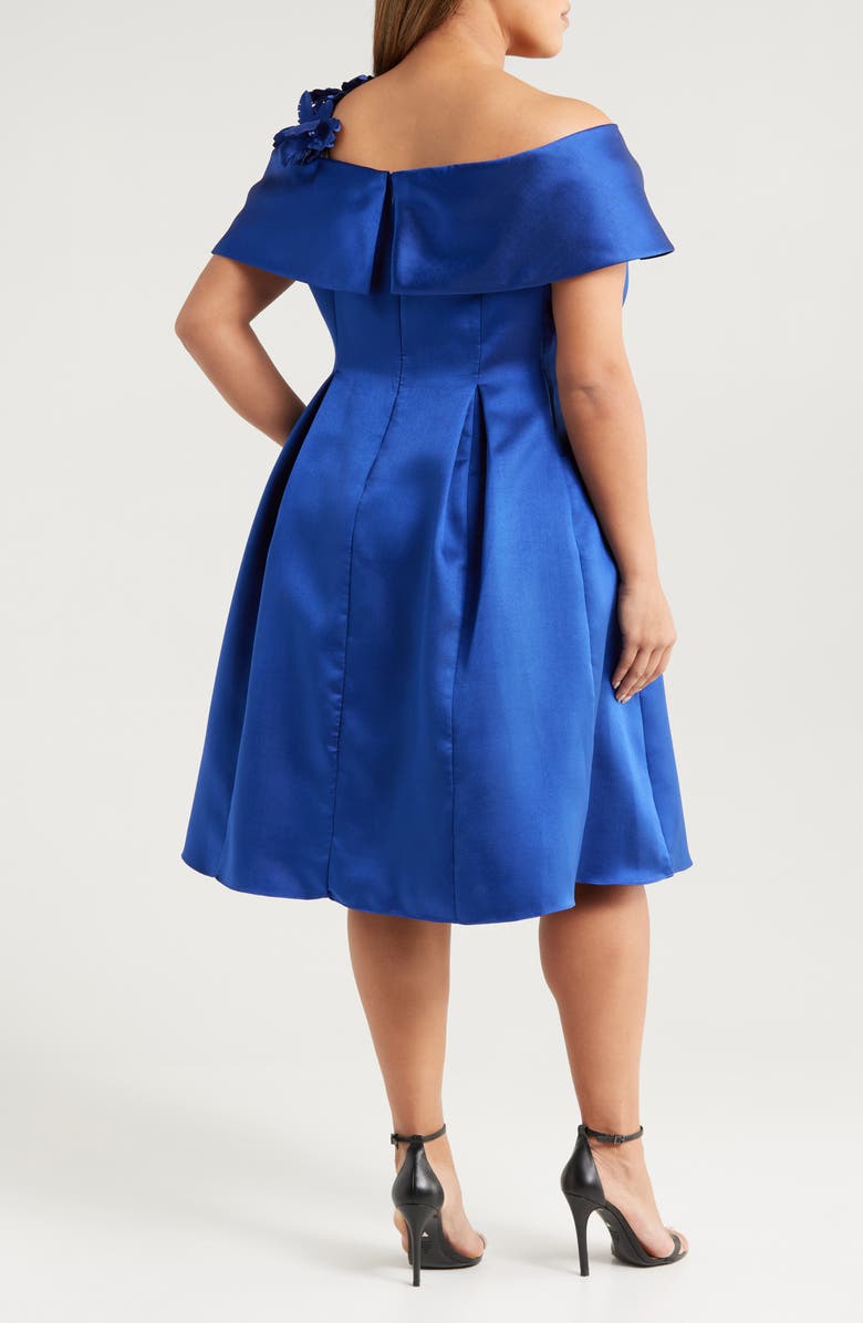 Alex Evenings Mikado Sheath Cocktail Dress, Alternate, color,