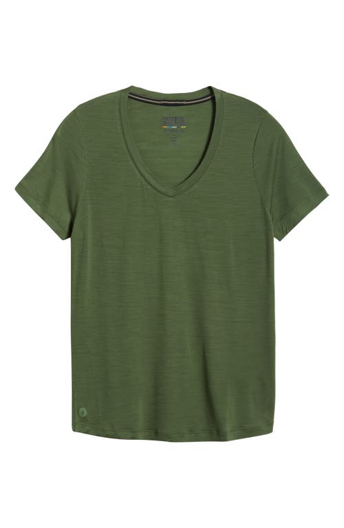 Smartwool Ultralite V-neck Short Sleeve T-shirt In Fern Green