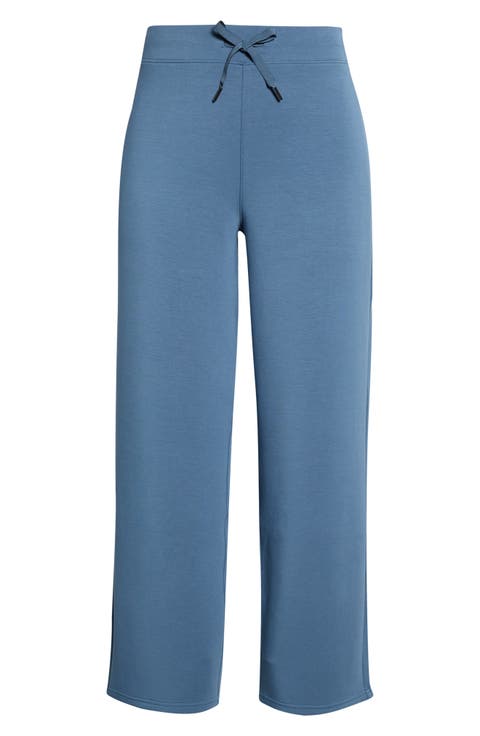 AirEssentials Straight Leg Pants