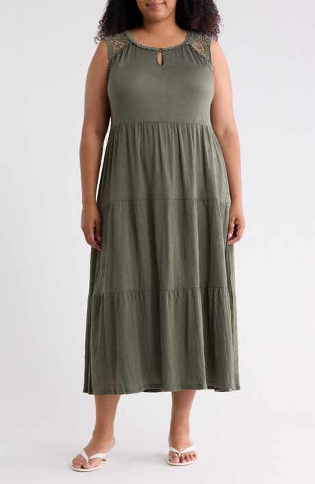 Keyhole Sleeveless Maxi Dress