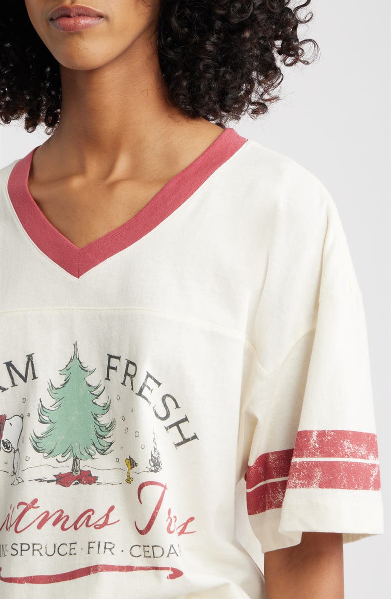 GOLDEN HOUR Peanuts<sup>®</sup> Christmas Tree Farm Cotton Graphic T-Shirt, Alternate, color, Marshmallow