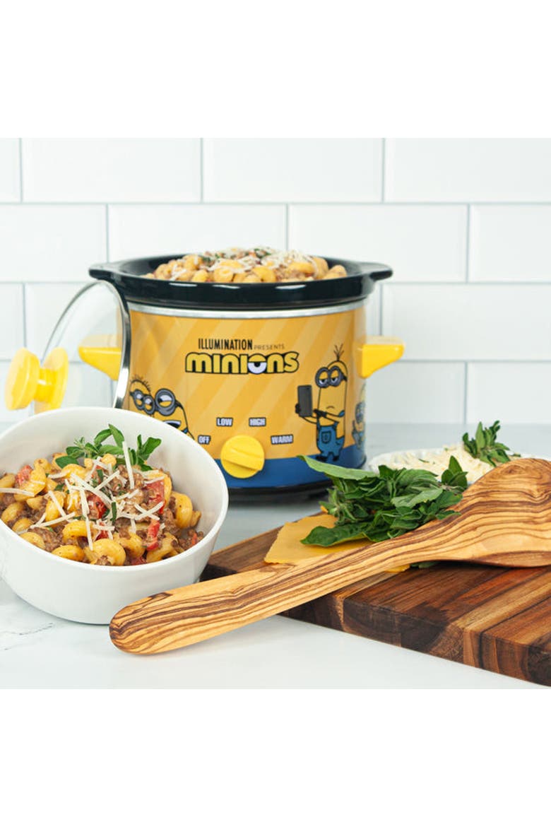 Despicable Me Minions 2-Quart Slow Cooker, Main, color, None