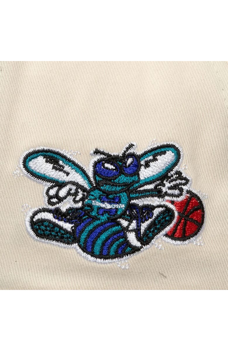 Mitchell & Ness Men's Mitchell & Ness Cream/Teal Charlotte Hornets Soul Festival Staggered Zag Pro Crown Snapback Hat, Alternate, color, 