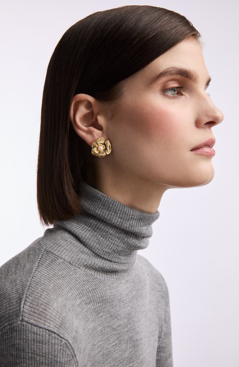 Susan Caplan 1980s Vintage Faux Pearl Floral Earrings, Alternate, color, Faux Pearl