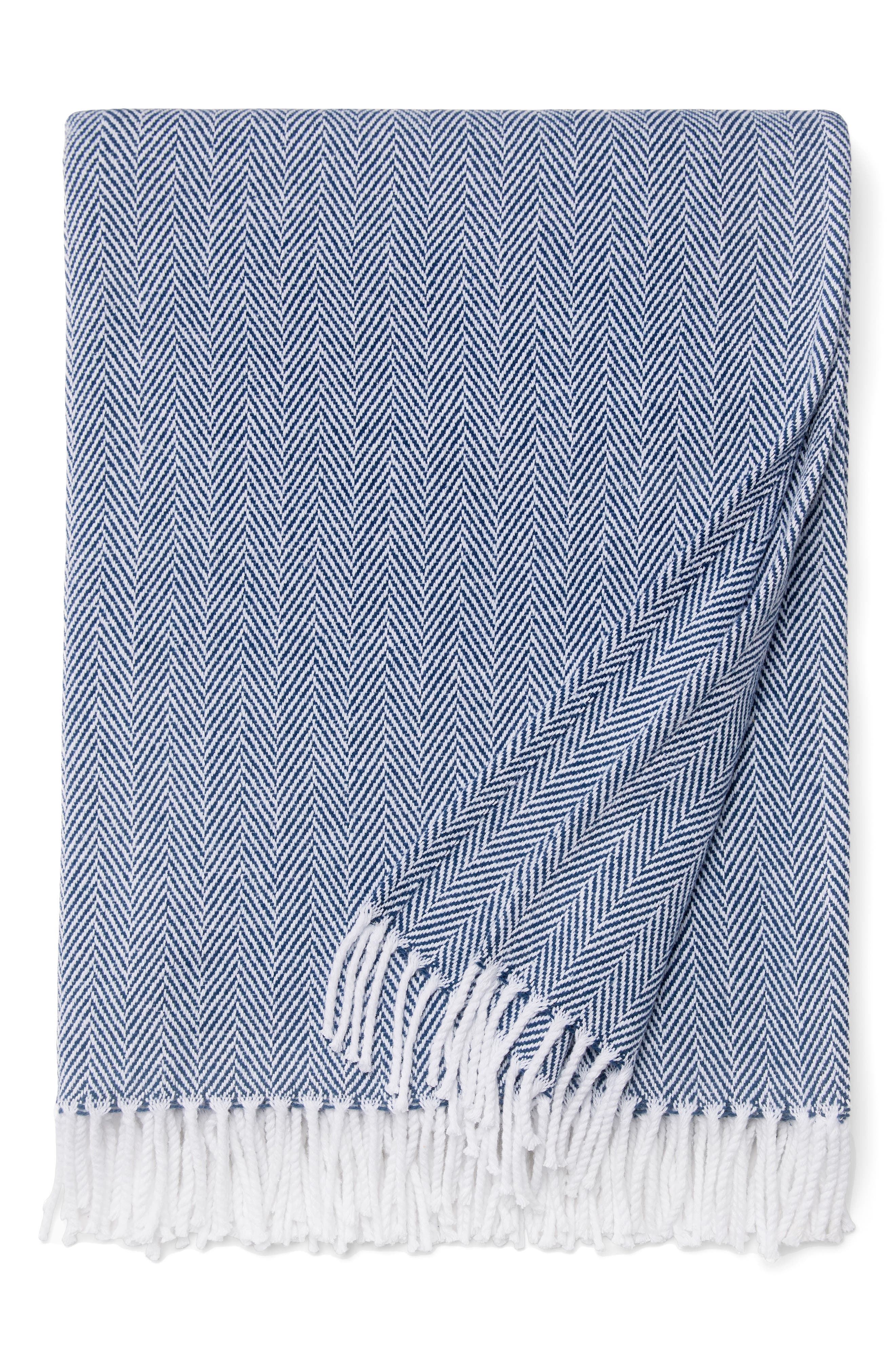 WHITE/ NAVY