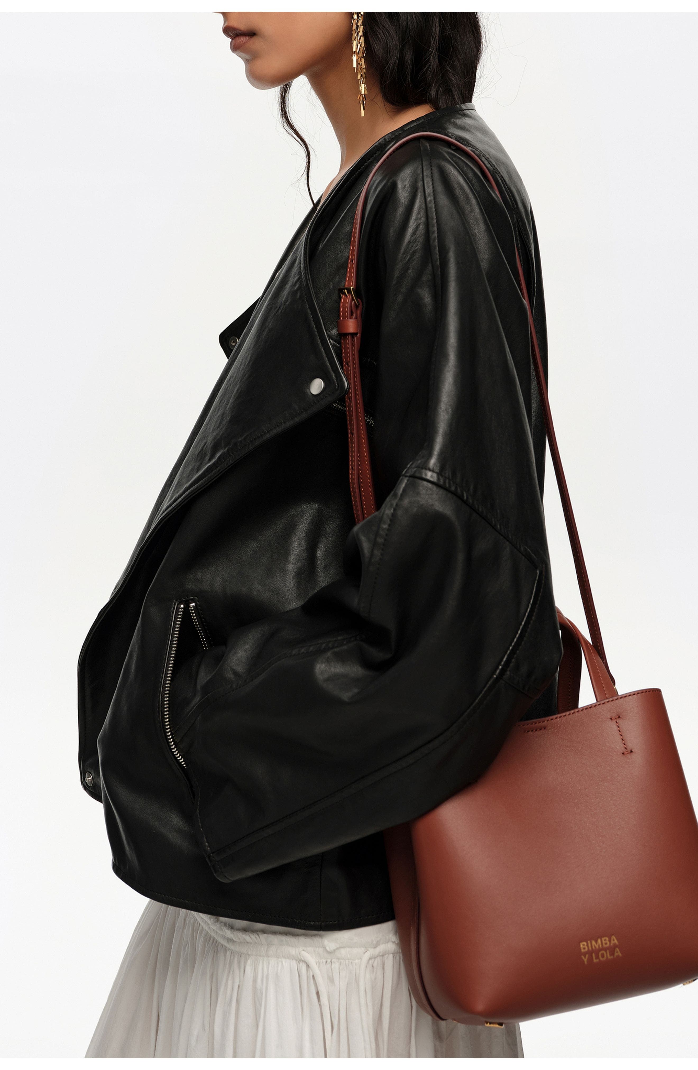 Small leather Chihuahua Bag SS26, Alternate, color, NUT
