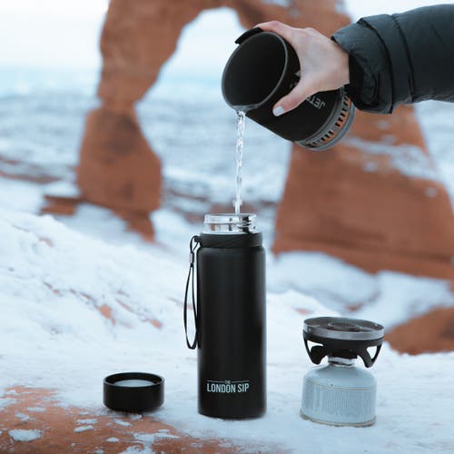 London Sip Infuser Bottle 25oz In Black