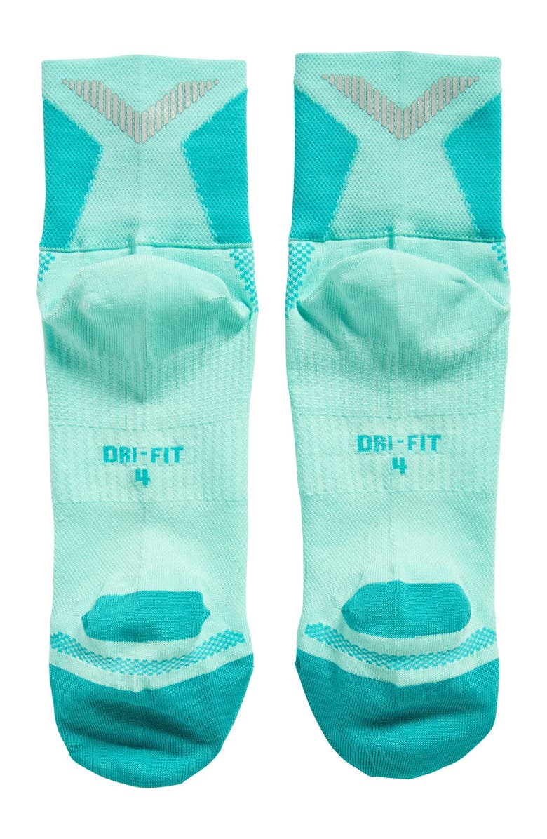 Nike 'Elite' Lightweight Quarter Running Socks, Alternate, color,