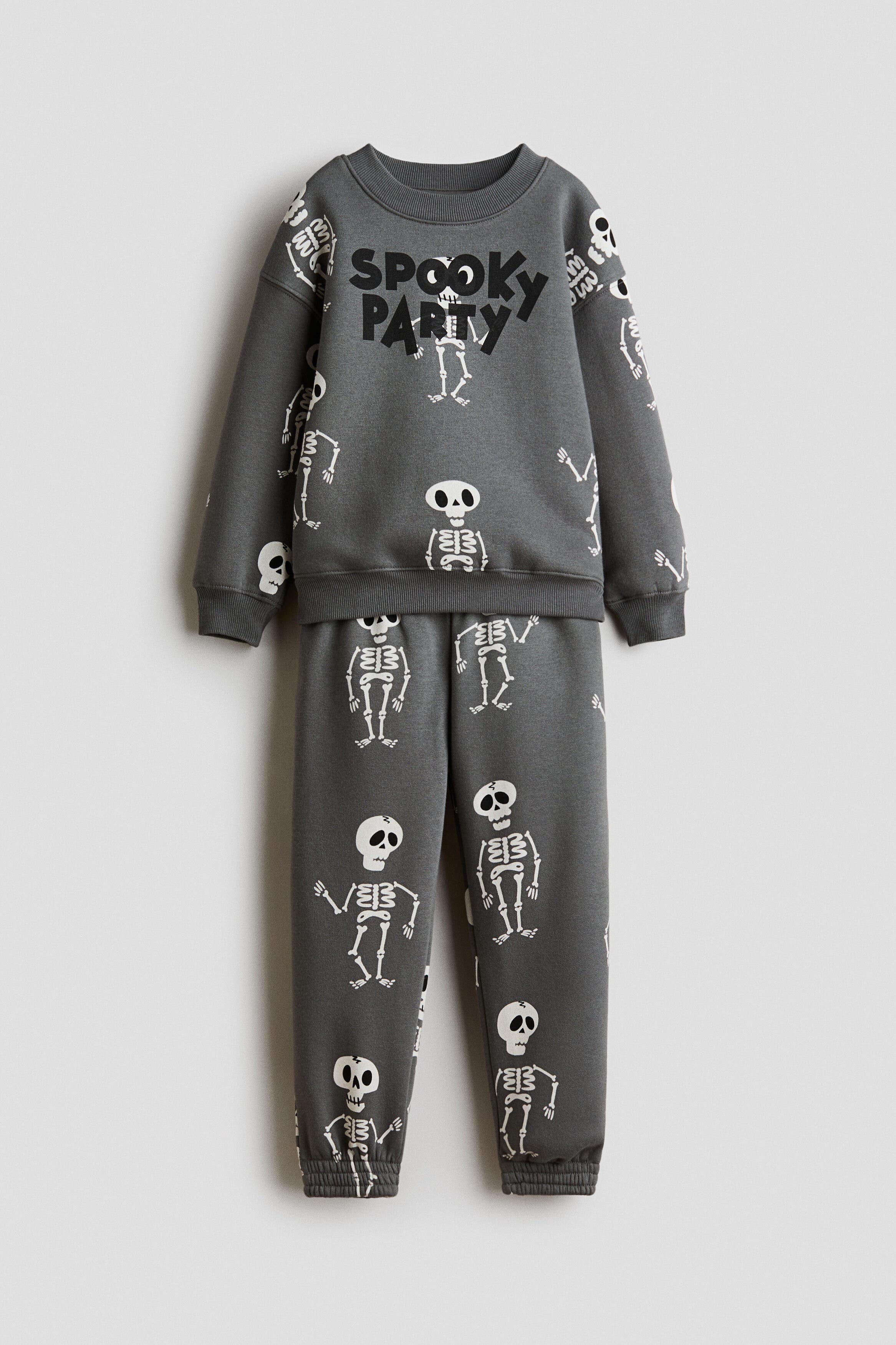 Gray/skeleton