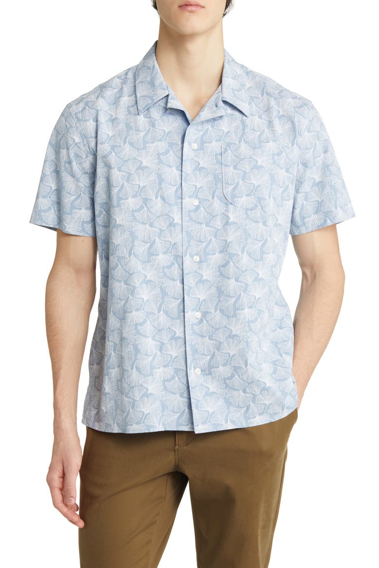 Leaf Print Stretch Seersucker Short Sleeve Button-Up Shirt, Main, color, BLUE- WHITE CHANTERELLES