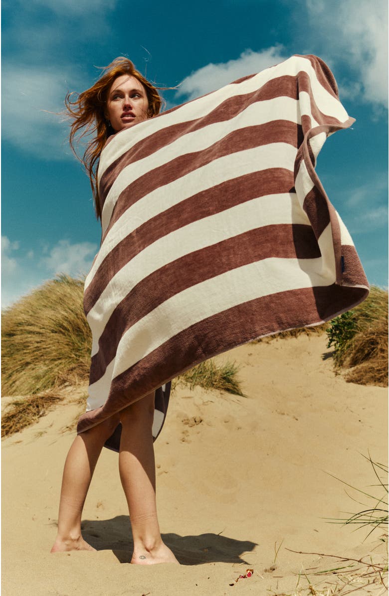 CHRISTY Ice Cream Retro Beach Towels, Main, color, Chocolate Chip