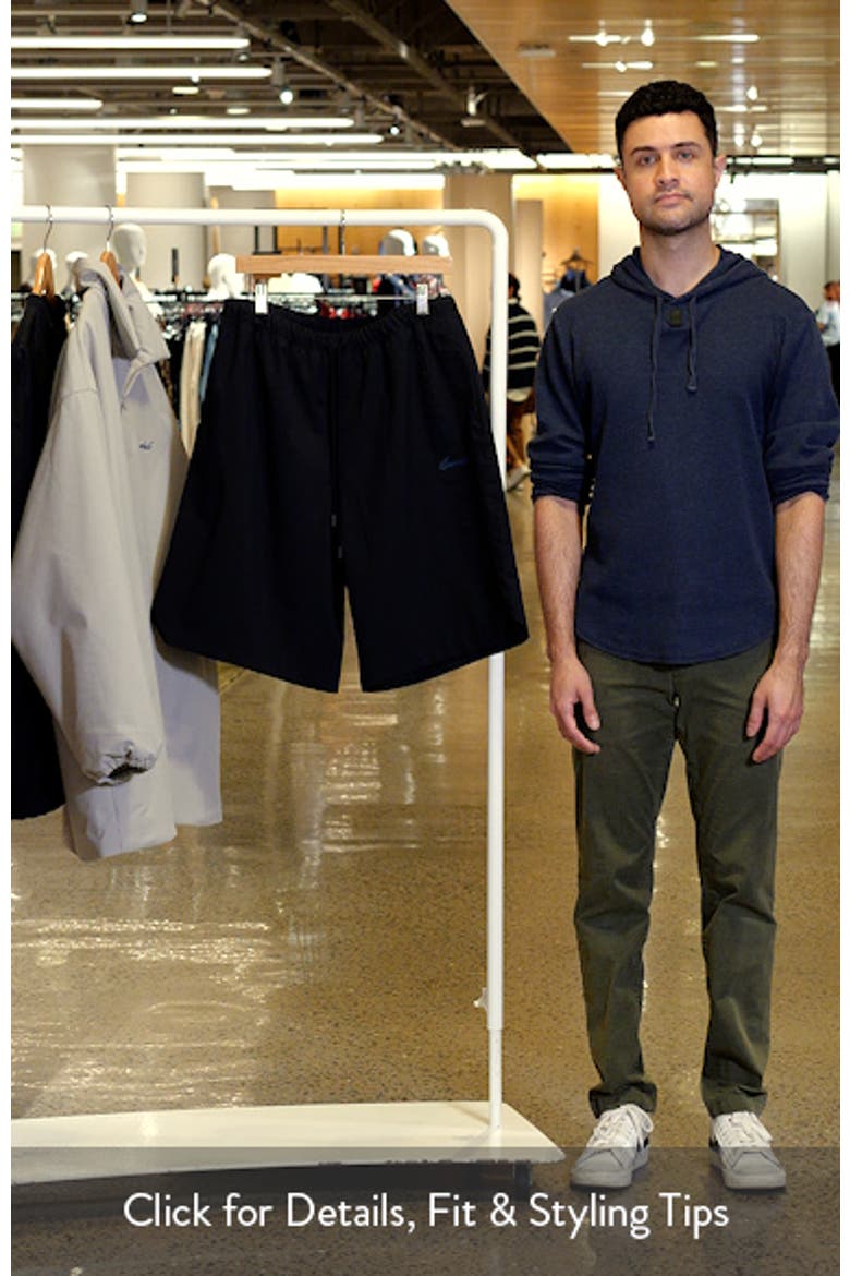 Signature Relaxed Shorts video