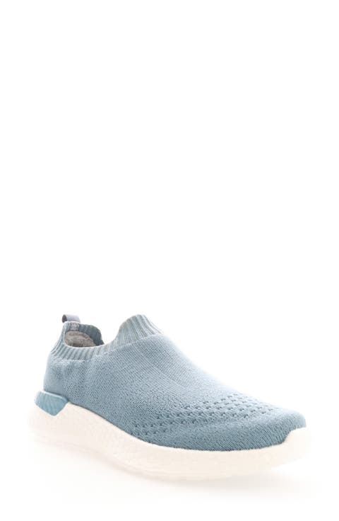 B10 Unite Slip-On Sneaker (Women)