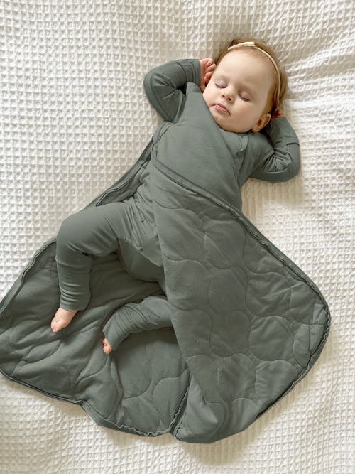 Gunamuna Sleeveless Transitional Swaddle Sleep Bag, 1.0 Tog In Green