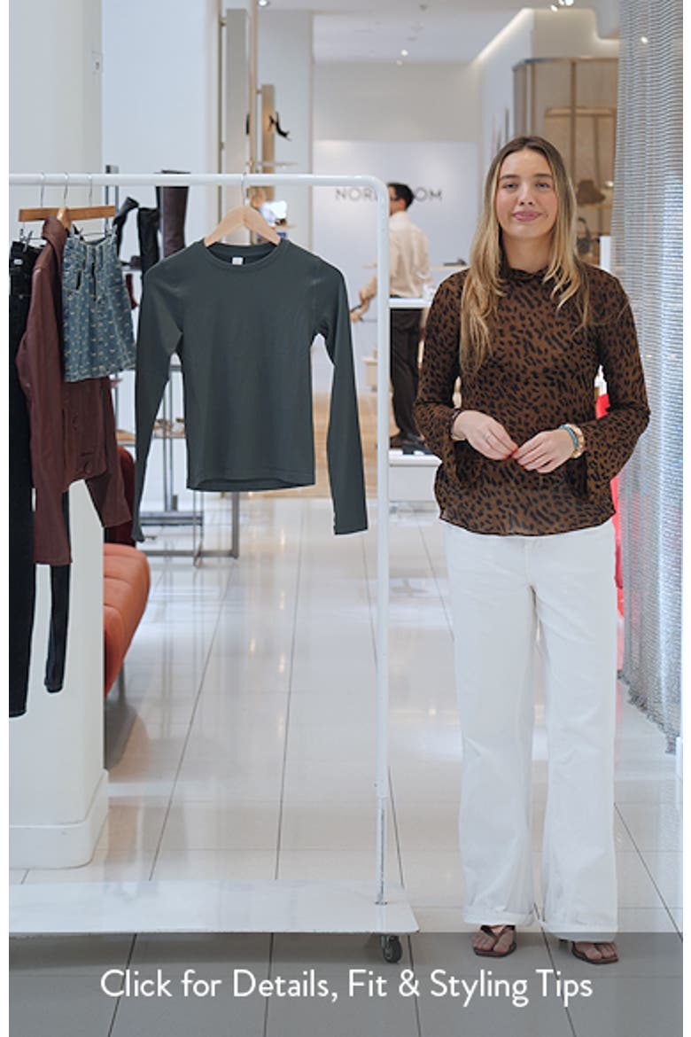 Fitted Seamless Rib Long Sleeve T-Shirt video