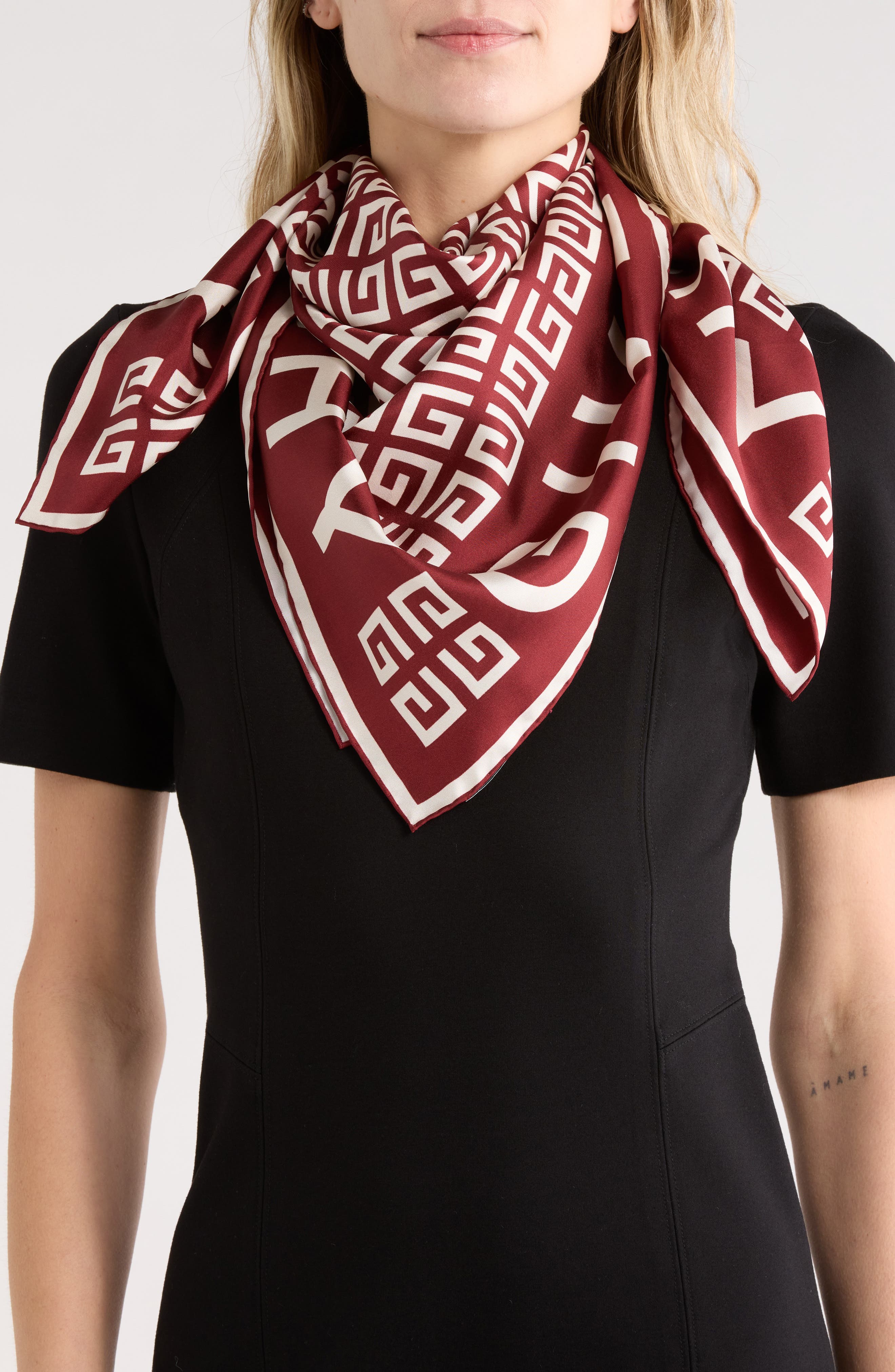 DARK RED / IVORY