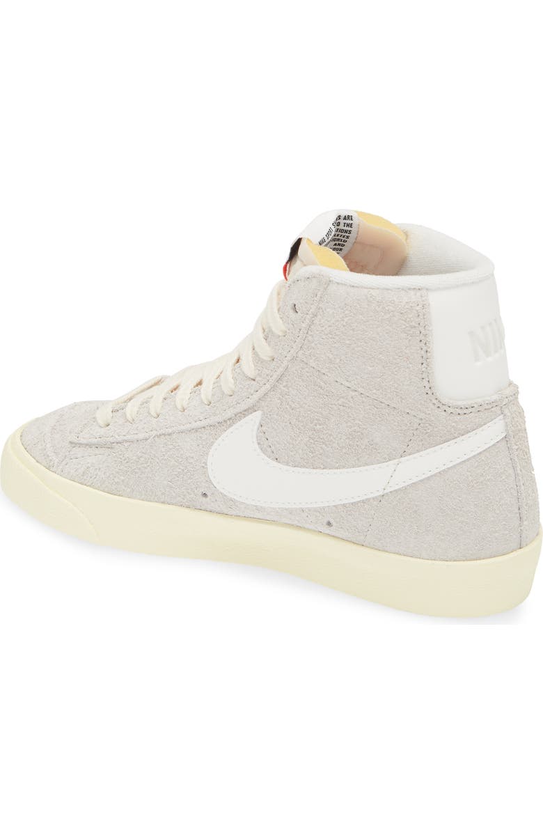 Nike Blazer Mid '77 Vintage Sneaker, Alternate, color,