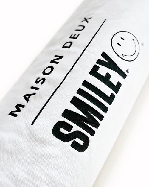 Maison Deux Smiley Rug In White