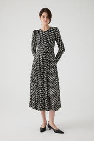 Exquise Ayanne Knit Midi Dress