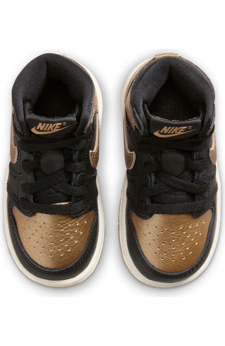 Nike Kids' Air Jordan 1 Retro High OG Basketball Sneaker, Alternate, color, Black/ Metallic Gold/ Sail