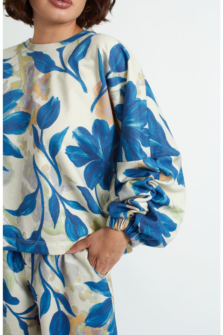 Tracker Pullover, Alternate, color, Blue flowers