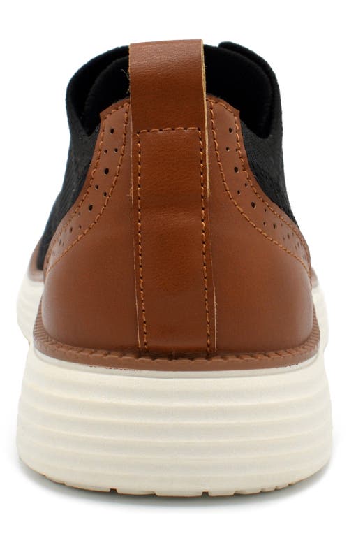 Akademiks Olney Wingtip In Black