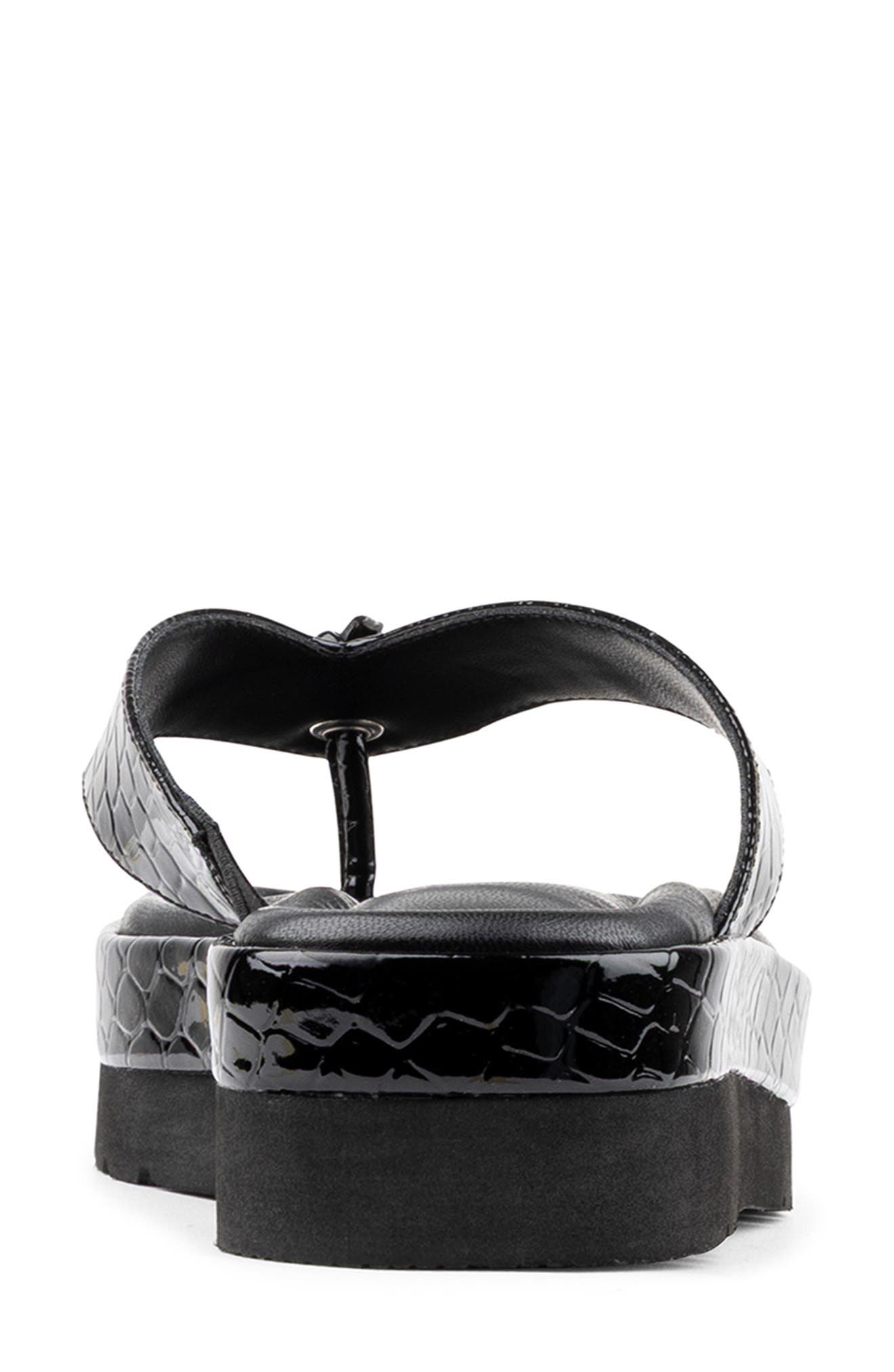 Donald Pliner Thong Sandal, Alternate, color, Black