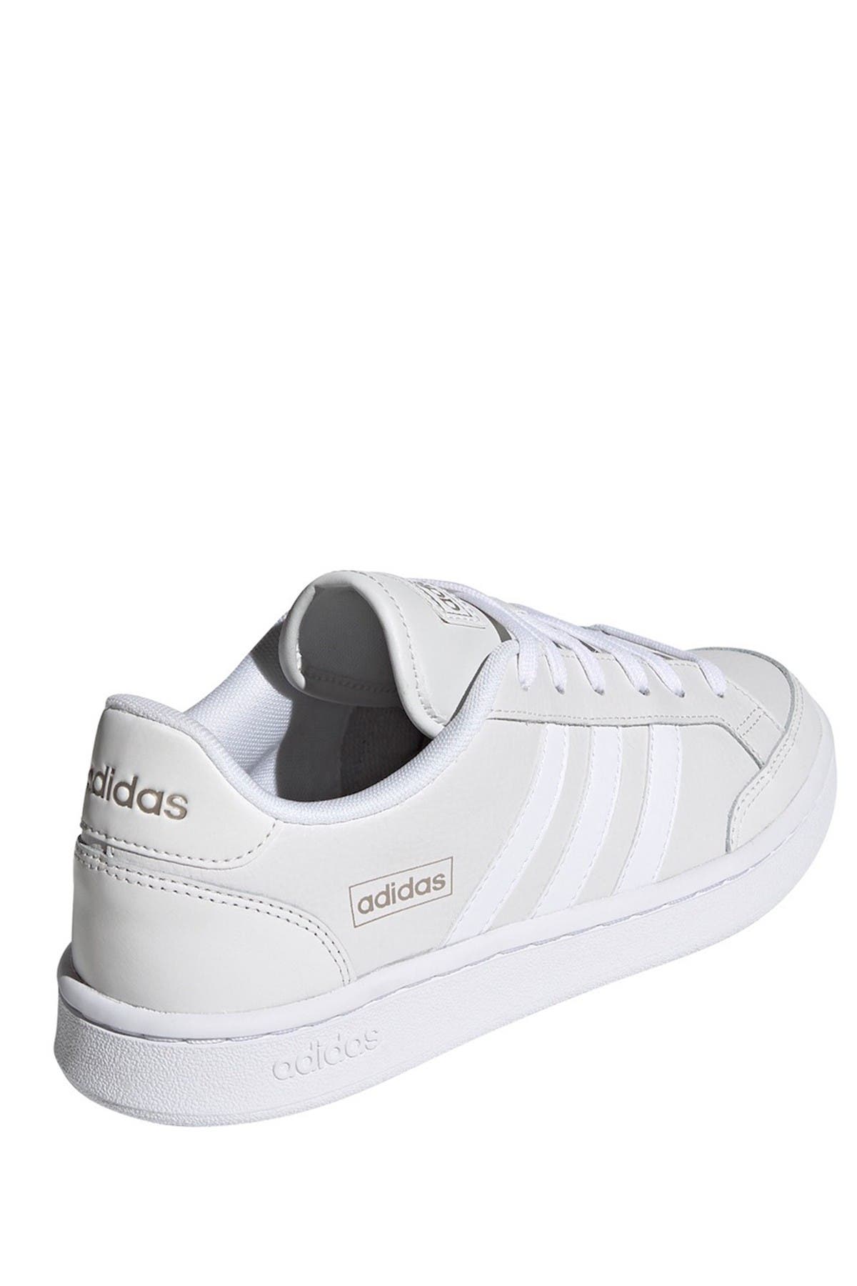 adidas Grand Court SE Sneaker, Alternate, color, 