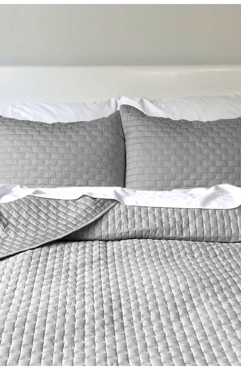 BedVoyage Melange Viscose Cotton Blend Breathable Quilted Coverlet, Alternate, color, Silver