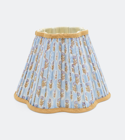 10" Pleated Scalloped Flower Lampshade