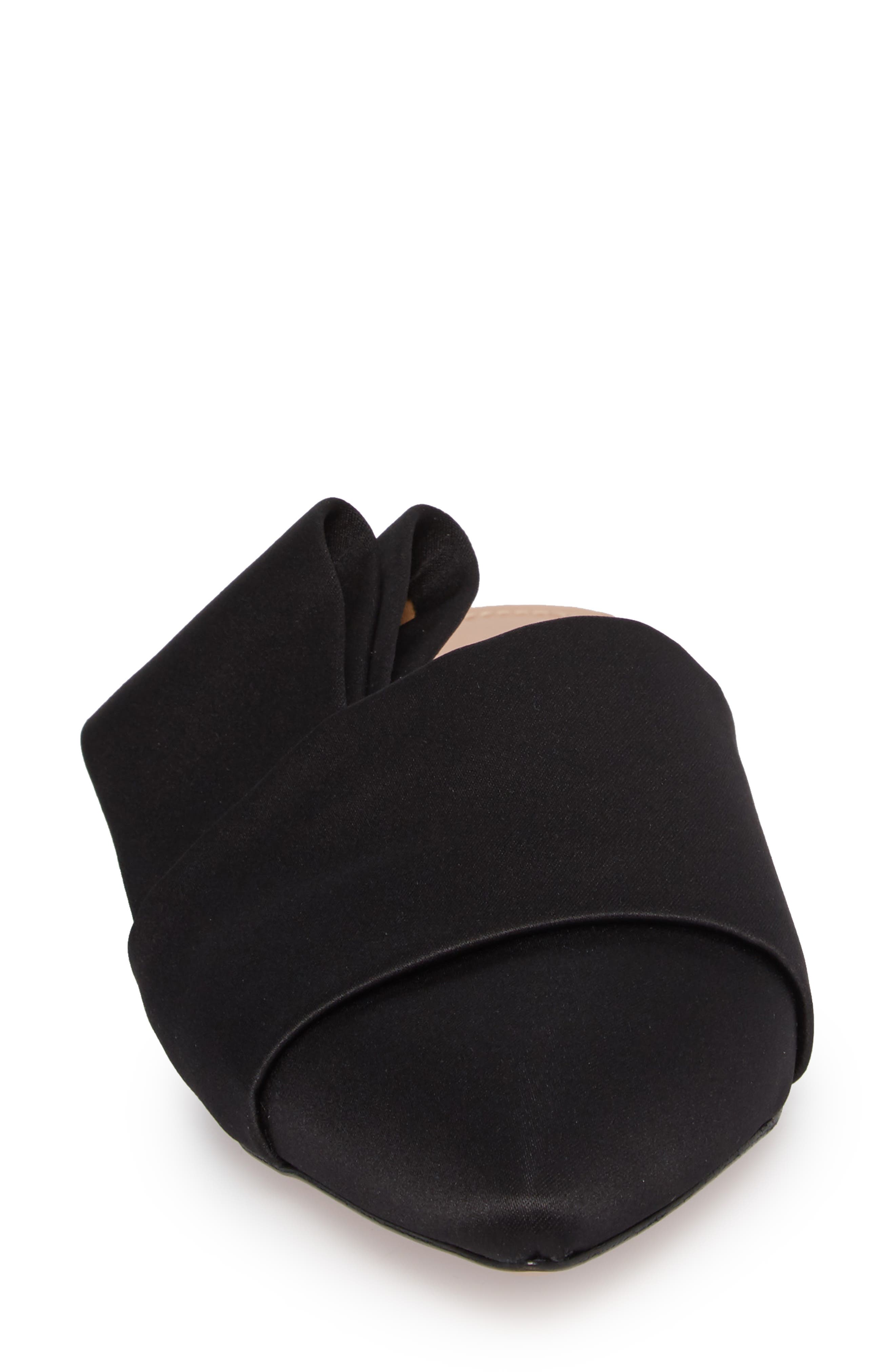 Lewit Filippo Mule, Alternate, color, 