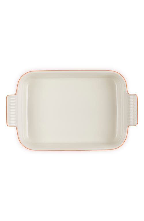 Le Creuset Heritage 2.5-quart Rectangular Stoneware Dish In Cerise