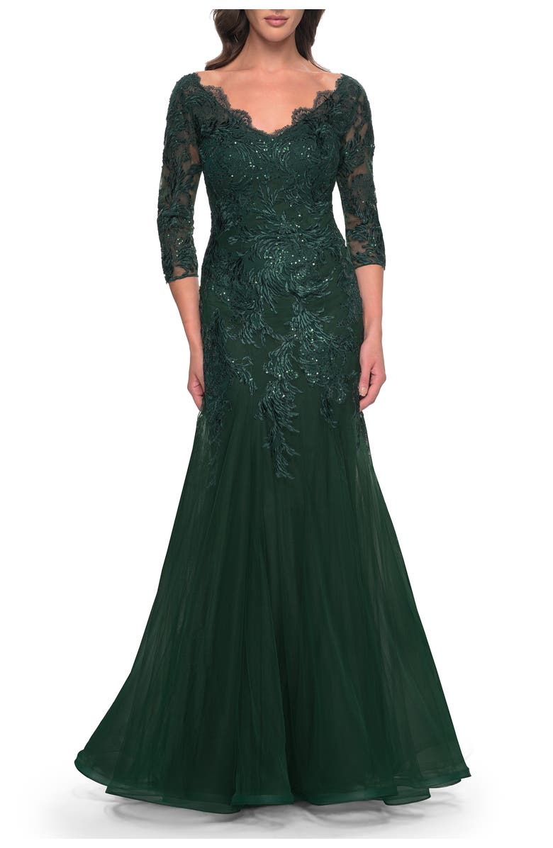 La Femme Mermaid Tulle and Lace Dress with Scallop Detailed Neckline, Main, color, Emerald