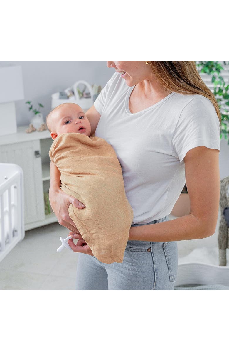 Comfy Cubs Muslin Swaddle Blanket, 1 Pack, Alternate, color, Caramel