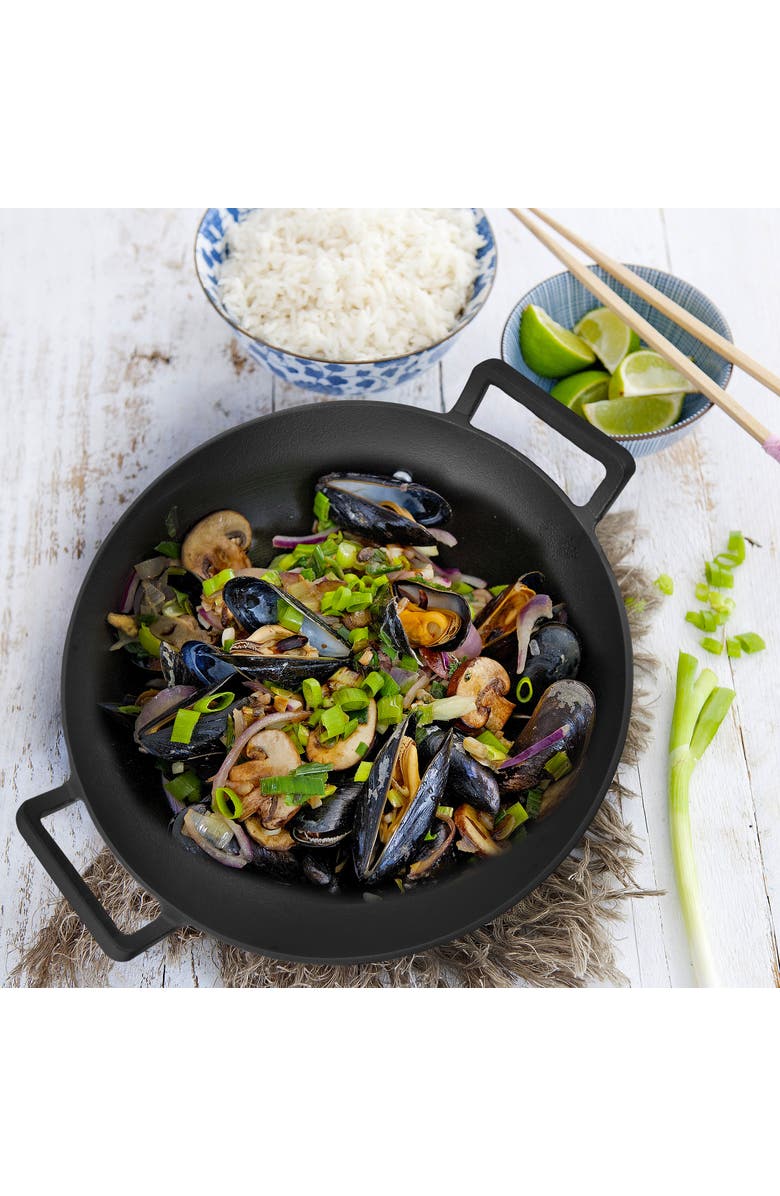 Megachef 2 Piece 14 Inch Heavy Duty Cast Iron Wok with Wood Lid, Alternate, color, Black