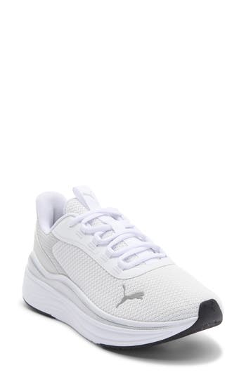 Puma Stakd Evo Sneaker In White