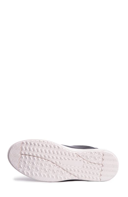 Marc Joseph New York Allen Street Hands Free Technology Lightweight Leather Sneaker, Alternate, color, Black Napa Leather