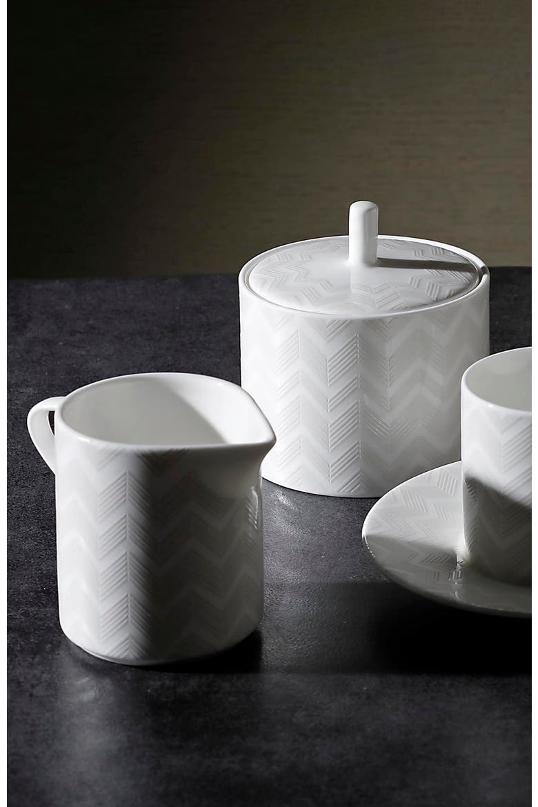 Creamer ZIG ZAG  White diam. 3.5", H 3.3", Alternate, color, White