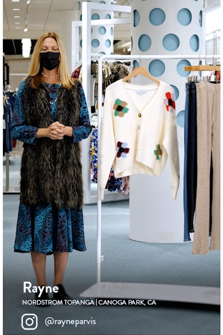 Intarsia Flower Cardigan video