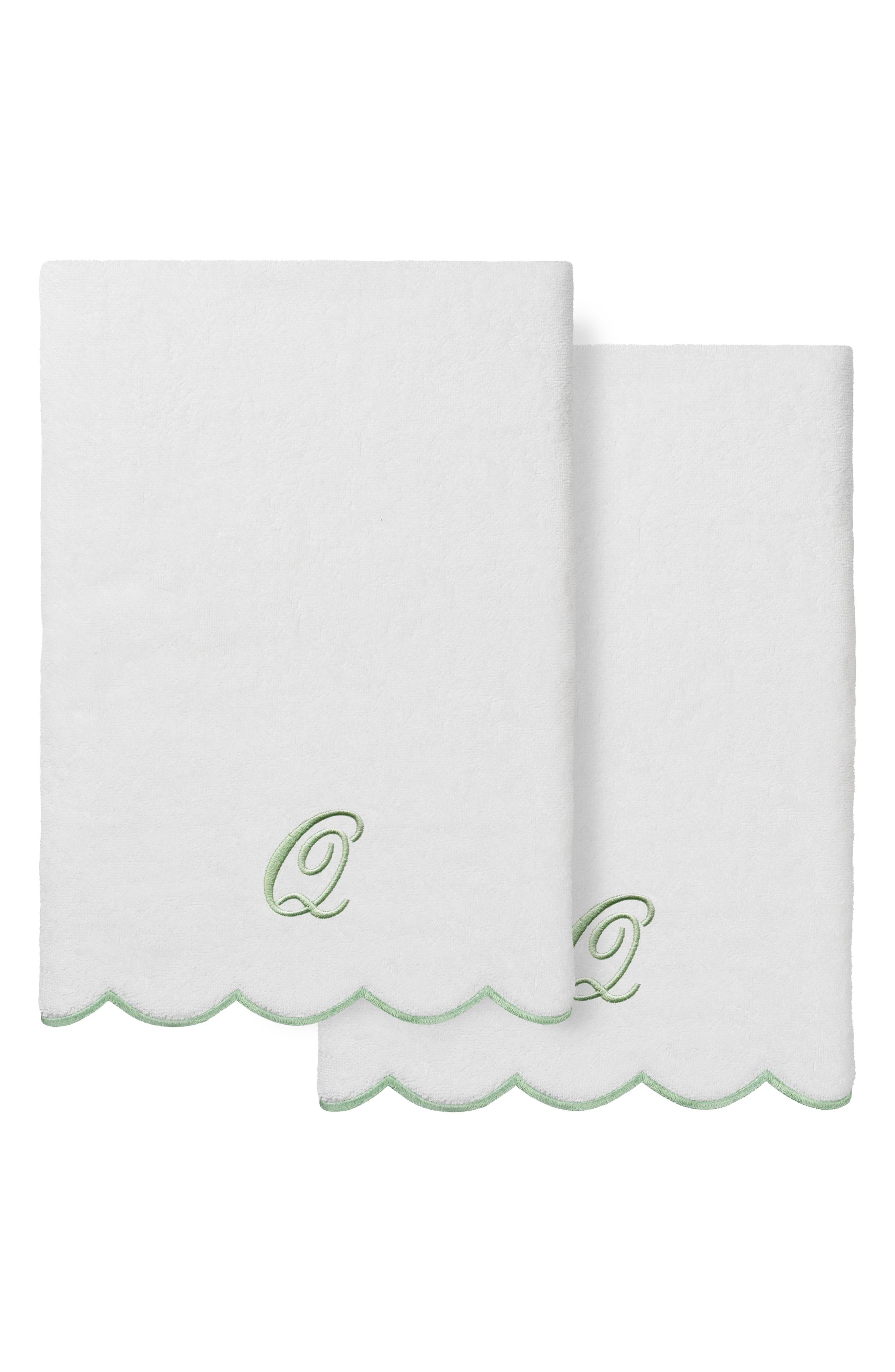 WHITE/ GREEN Q