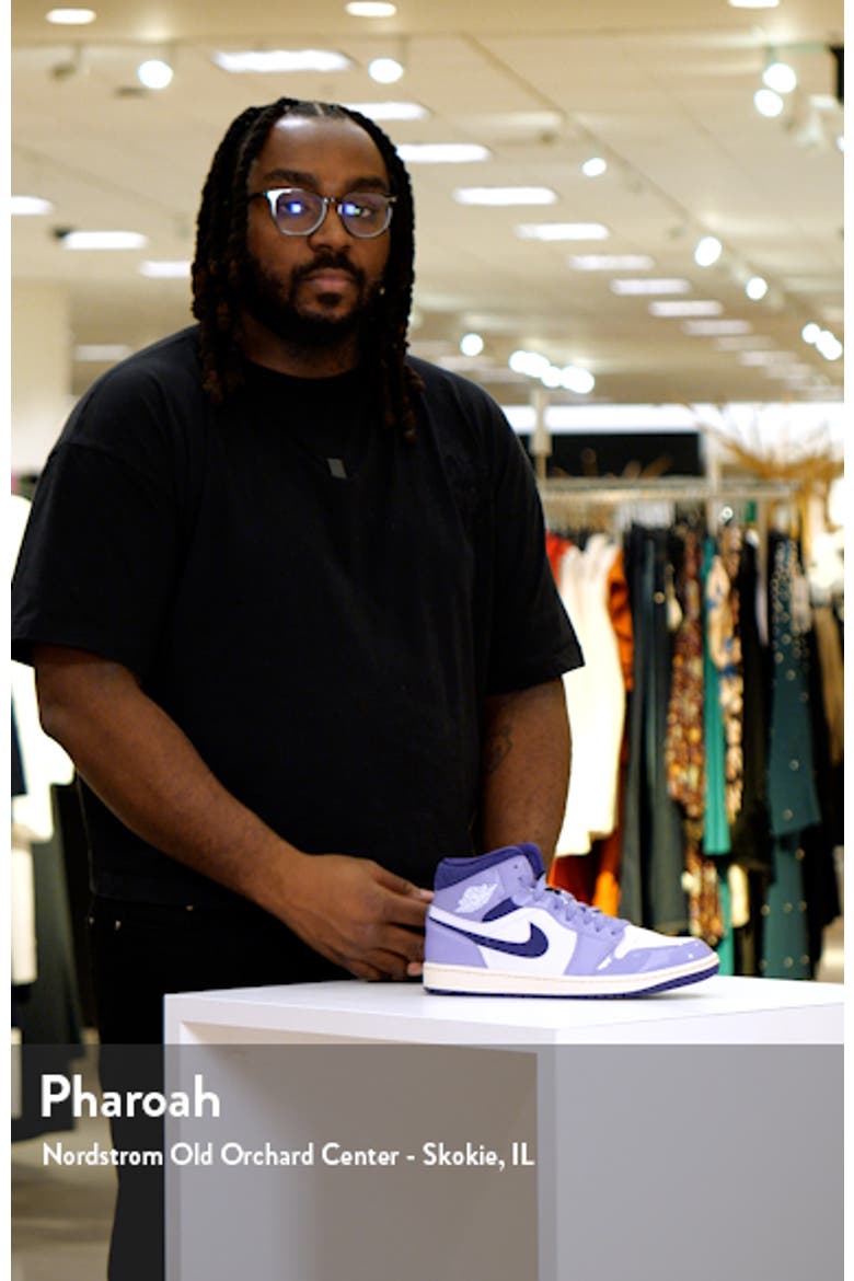 Air Jordan 1 Mid SE Basketball Sneaker video