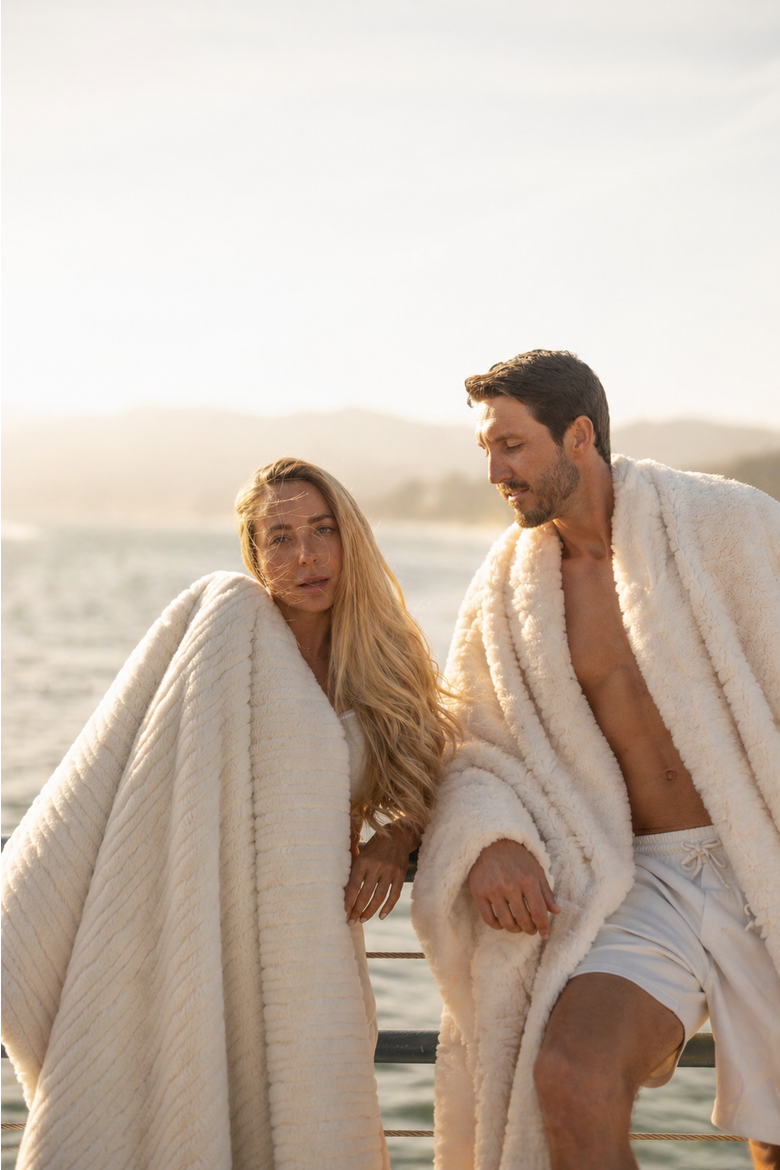 Malibu Faux Fur Throw Blanket, Alternate, color, Ivory