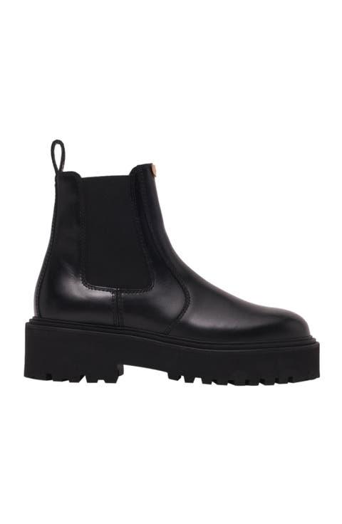 Chelsea boots