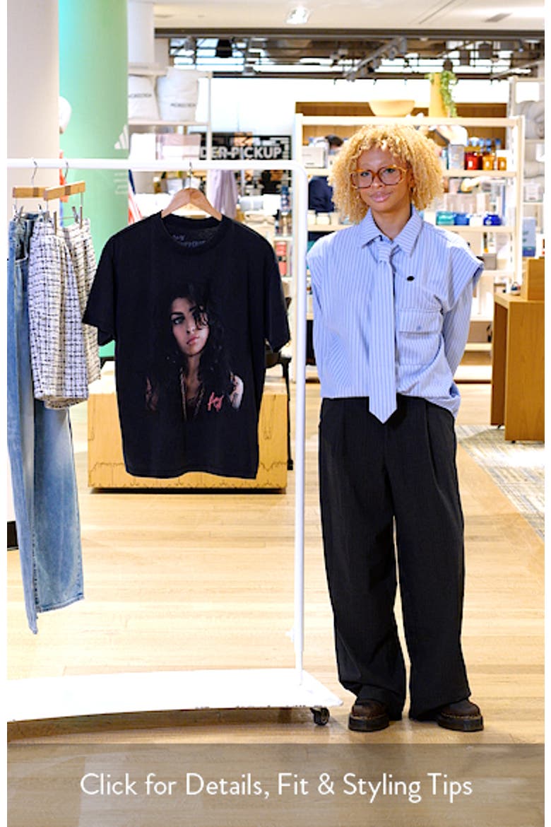 Oversize Amy Winehouse Graphic T-Shirt video