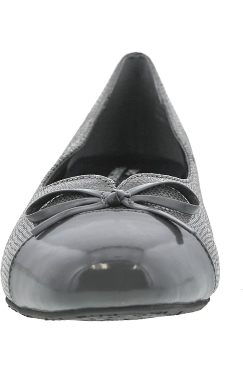 Ros Hommerson Tawnie Bow Cap Toe Pump, Alternate, color, Grey Print Pat Leather