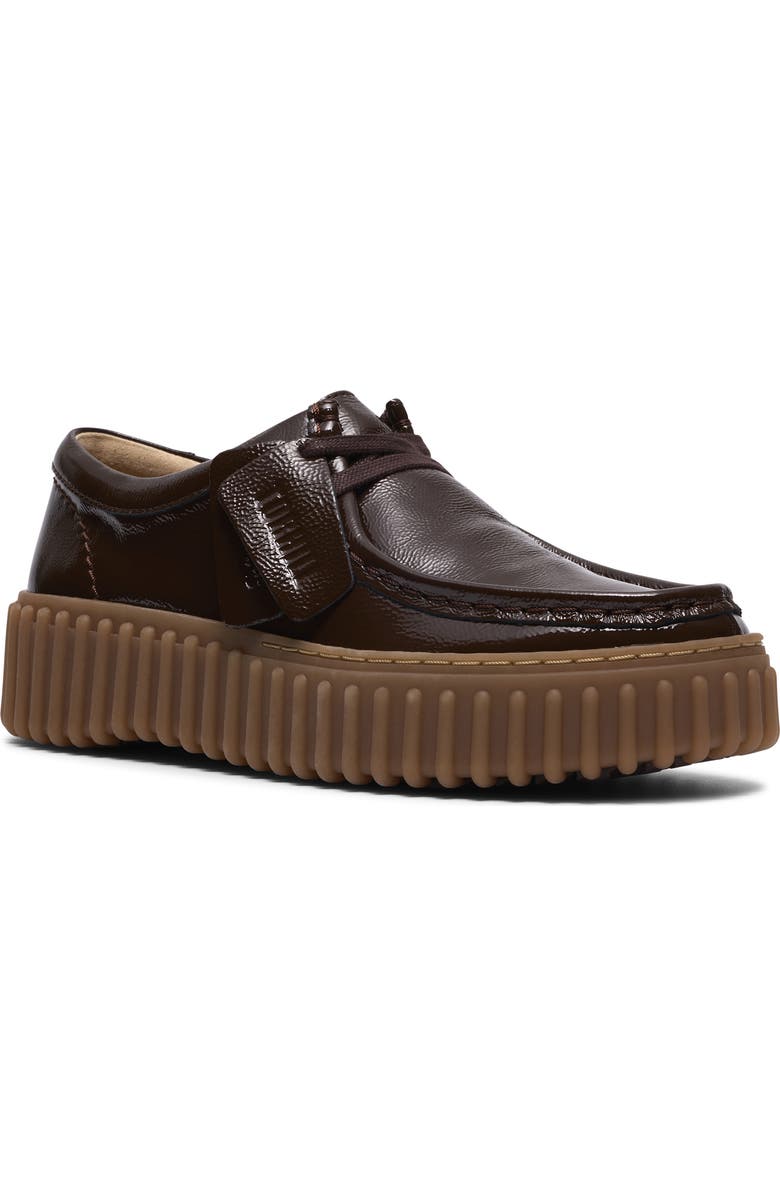 Clarks<sup>®</sup> Originals Torhill Bee Chukka Sneaker, Main, color, Dark Brown Patent Leather